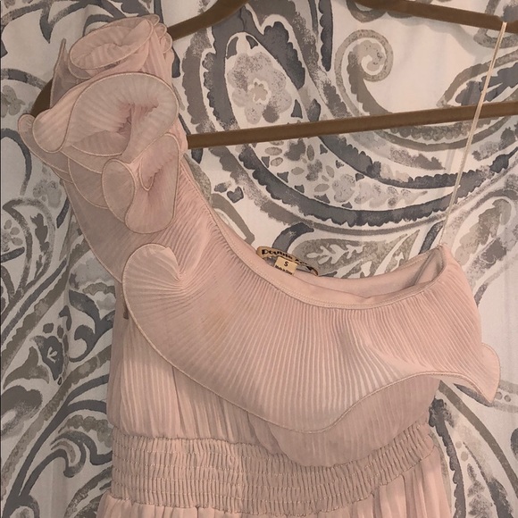 One-shoulder pink dress - Picture 2 of 4